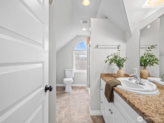 624 NE 2nd Avenue, Camas, WA 98600