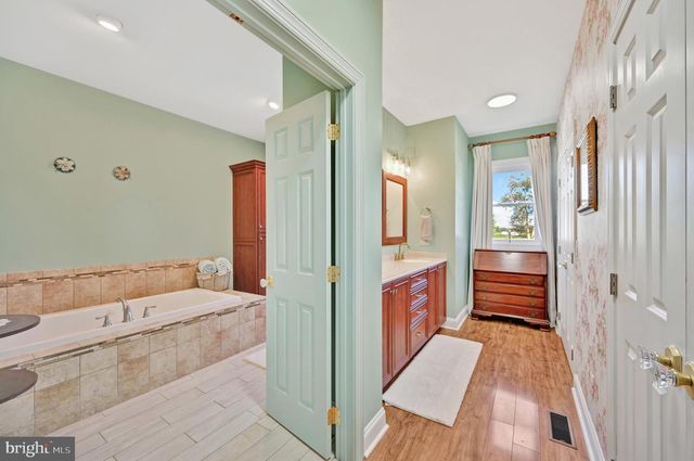 5232 SEASHORE HWY, Bridgeville, DE 19933