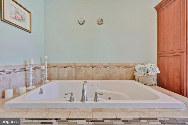 5232 SEASHORE HWY, Bridgeville, DE 19933