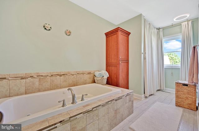 5232 SEASHORE HWY, Bridgeville, DE 19933