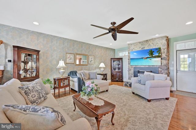 5232 SEASHORE HWY, Bridgeville, DE 19933