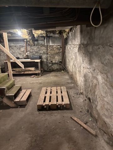 10 Cottage St, Belchertown, MA 01007