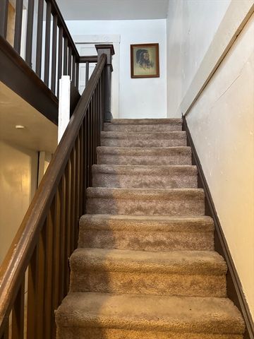 10 Cottage St, Belchertown, MA 01007