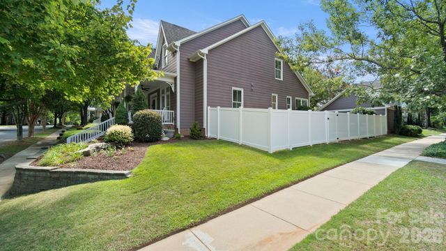 545 Glen Walk Drive, Fort Mill, SC 29708