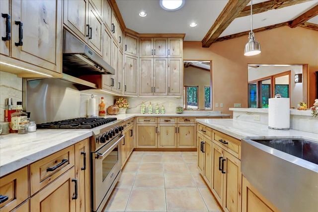18955 Lake City Rd, Nevada City, CA 95959