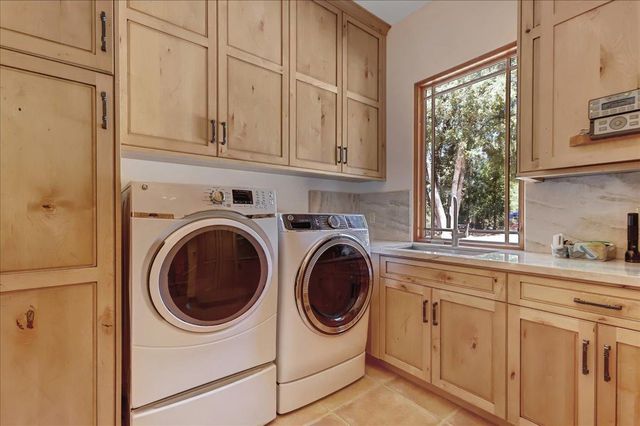 18955 Lake City Rd, Nevada City, CA 95959