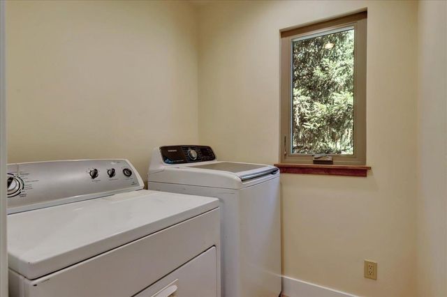 18955 Lake City Rd, Nevada City, CA 95959