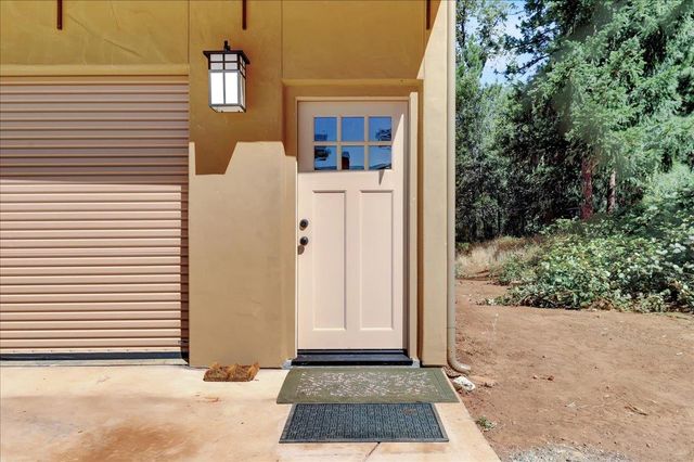 18955 Lake City Rd, Nevada City, CA 95959