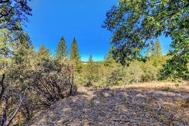 18955 Lake City Rd, Nevada City, CA 95959