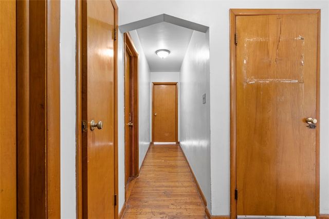 111 Hickory Dr, Chippewa Twp, PA 15010