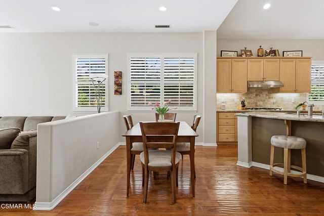 796 Paseo De Leon, Newbury Park, CA 91320