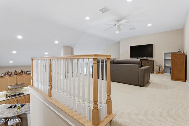 796 Paseo De Leon, Newbury Park, CA 91320