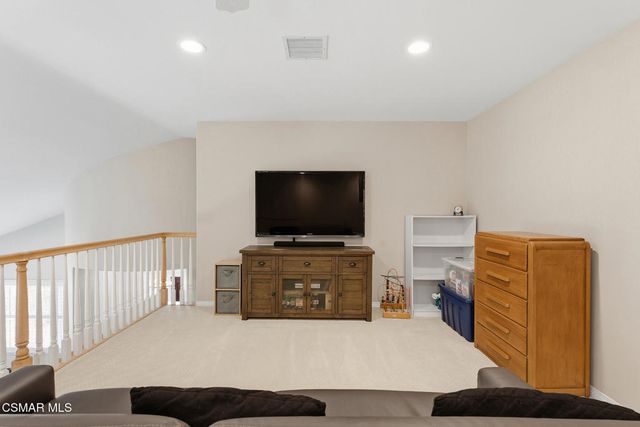 796 Paseo De Leon, Newbury Park, CA 91320