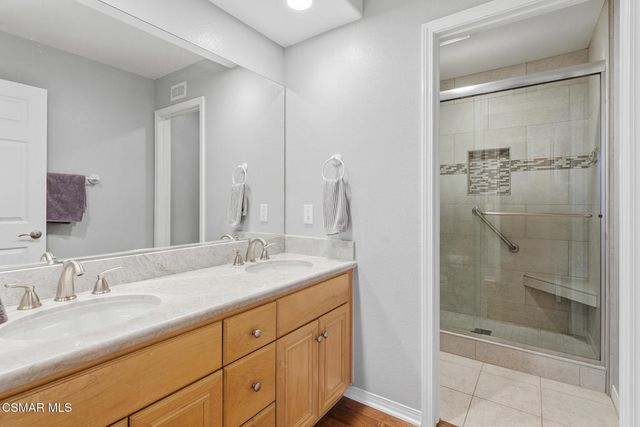 796 Paseo De Leon, Newbury Park, CA 91320