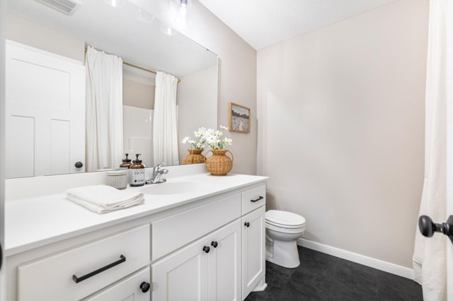 720 Margaret Lane NE, Isanti, MN 55040