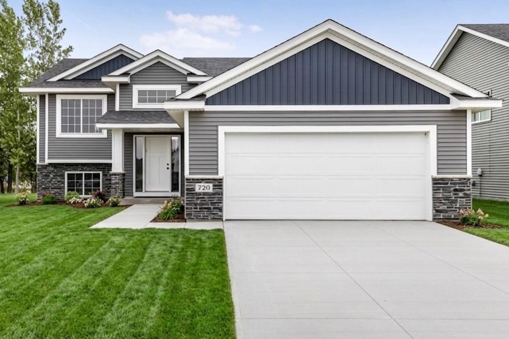 720 Margaret Lane NE, Isanti, MN 55040
