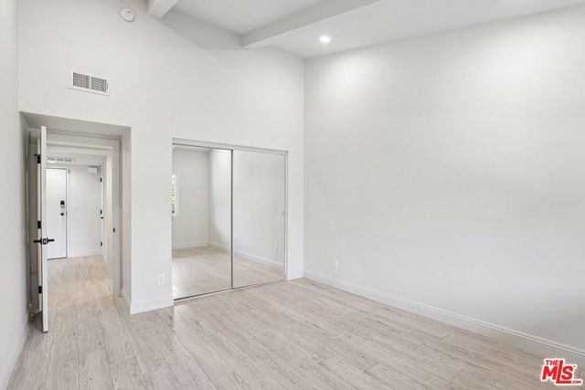 2700 Cahuenga Boulevard E 4313, Los Angeles, CA 90068