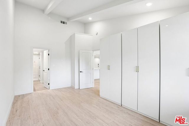 2700 Cahuenga Boulevard E 4313, Los Angeles, CA 90068