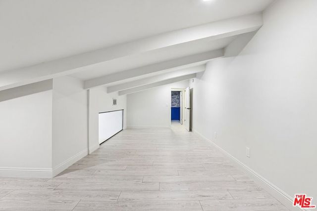 2700 Cahuenga Boulevard E 4313, Los Angeles, CA 90068