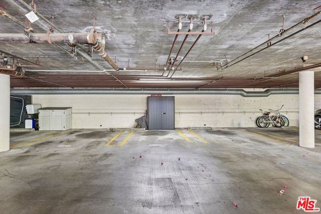 2700 Cahuenga Boulevard E 4313, Los Angeles, CA 90068