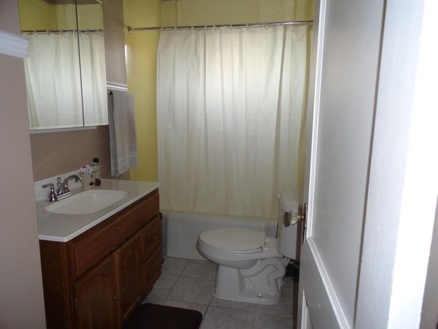 398 E 11TH STREET, Fond Du Lac, WI 54935