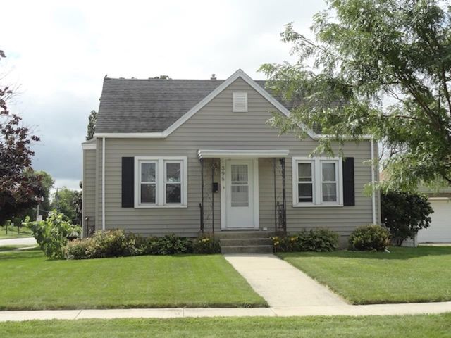 398 E 11TH STREET, Fond Du Lac, WI 54935