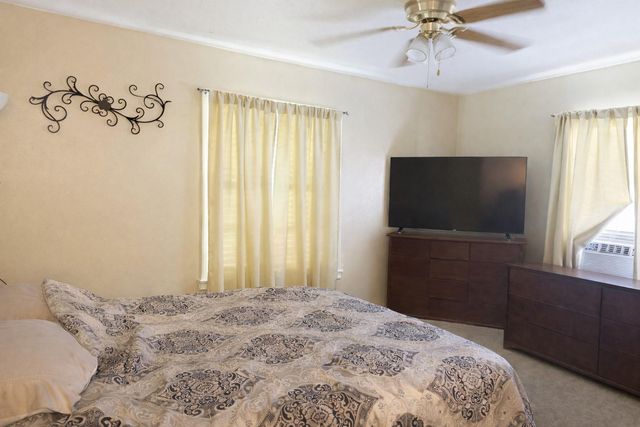2029 N Avenue H, Freeport, TX 77541