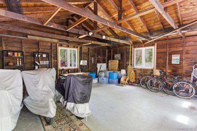 2 Prospect Avenue, Shelter Island, NY 11964