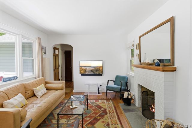 2 Prospect Avenue, Shelter Island, NY 11964