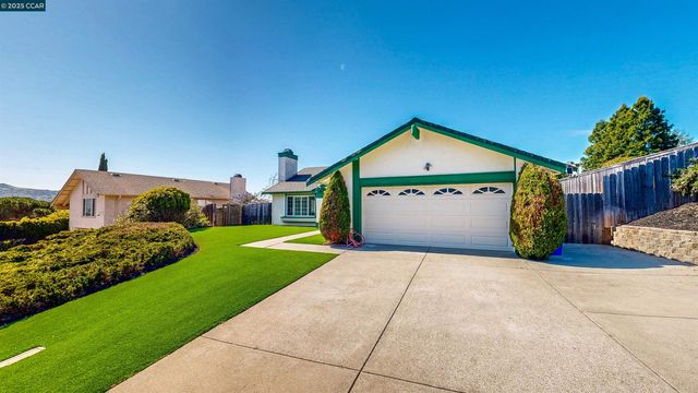 3743 Painted Pony Rd, Richmond, CA 94803