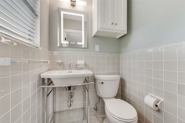 2523 San Medina Avenue, Dallas, TX 75228