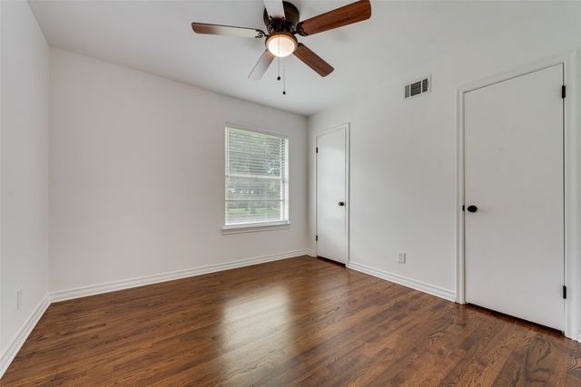 2523 San Medina Avenue, Dallas, TX 75228