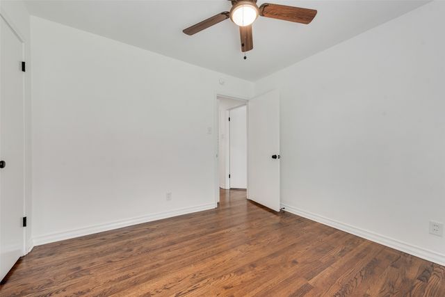 2523 San Medina Avenue, Dallas, TX 75228