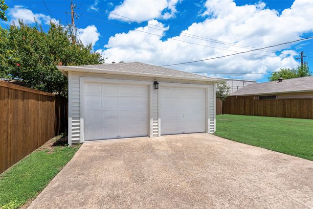 2523 San Medina Avenue, Dallas, TX 75228