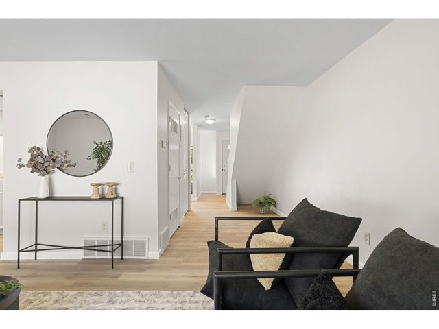 2666 Sherwood Cir, Boulder, CO 80304