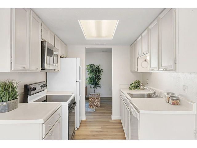 2666 Sherwood Cir, Boulder, CO 80304