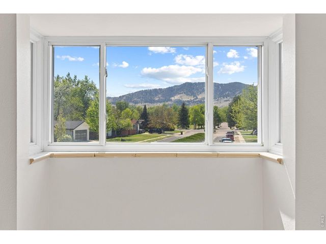 2666 Sherwood Cir, Boulder, CO 80304