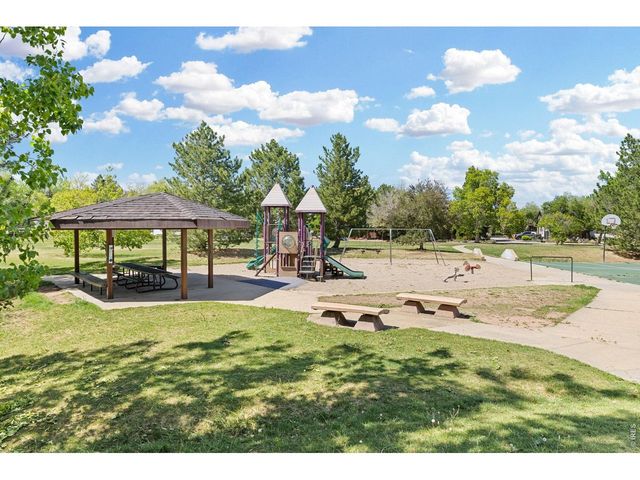 2666 Sherwood Cir, Boulder, CO 80304