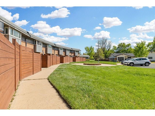 2666 Sherwood Cir, Boulder, CO 80304