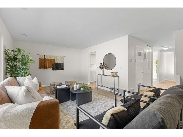 2666 Sherwood Cir, Boulder, CO 80304