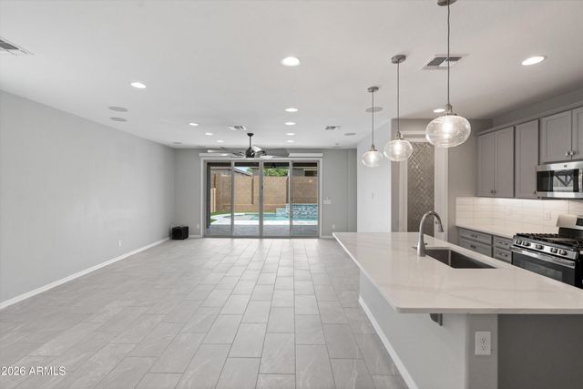 12406 W CITRUS Way, Litchfield Park, AZ 85340