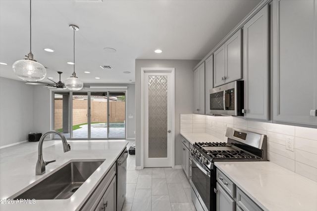 12406 W CITRUS Way, Litchfield Park, AZ 85340