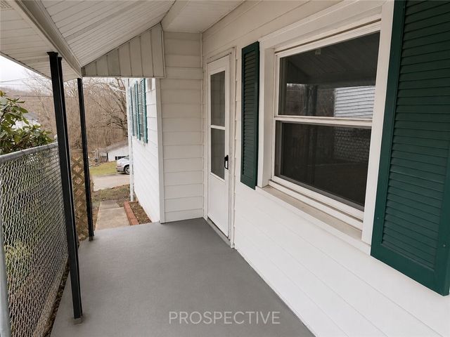 28 Grant St, Menallen Twp, PA 15468
