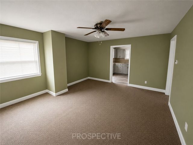 28 Grant St, Menallen Twp, PA 15468