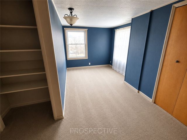 28 Grant St, Menallen Twp, PA 15468
