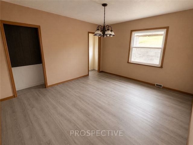 28 Grant St, Menallen Twp, PA 15468
