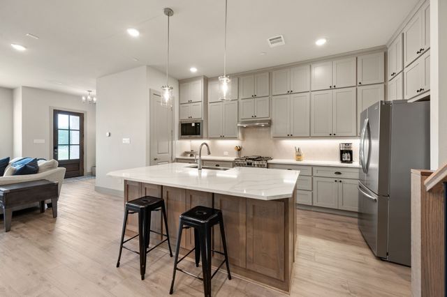 1832 Wittington Place, Farmers Branch, TX 75234