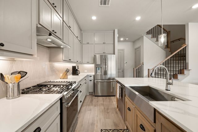 1832 Wittington Place, Farmers Branch, TX 75234