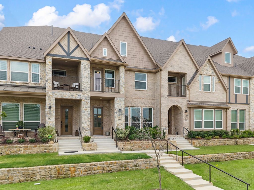 1832 Wittington Place, Farmers Branch, TX 75234