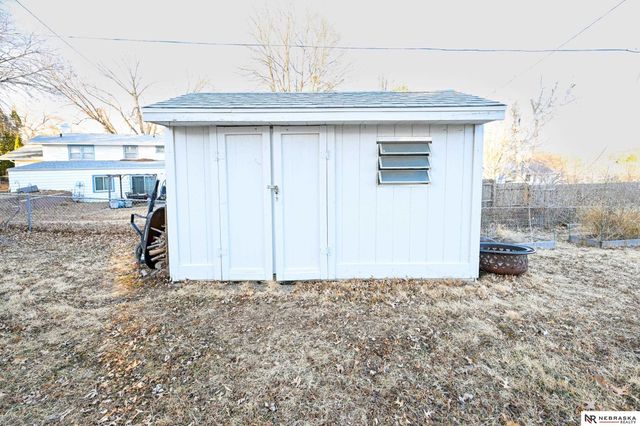 9144 Boyd Street, Omaha, NE 68134